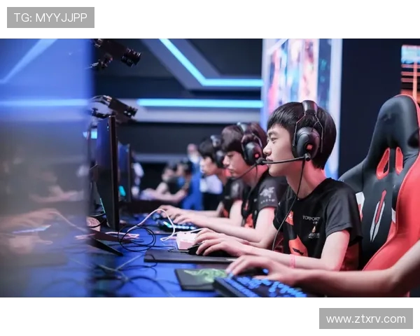 RNG在大师赛积分榜上以87分稳居第一位置展现强劲实力