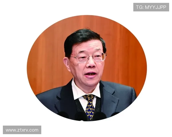 李伟专访:从新手到职业选手的英雄联盟成长之路回顾与展望 李伟专访:从新手到职业选手的英雄联盟成长之路回顾与展望