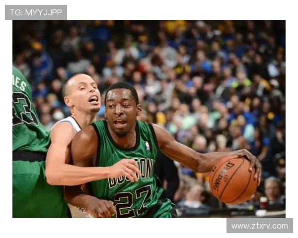 武汉街舞队与深圳街舞队赛后复盘分析力量对决的精彩瞬间与战术布局 武汉街舞队与深圳街舞队赛后复盘分析力量对决的精彩瞬间与战术布局