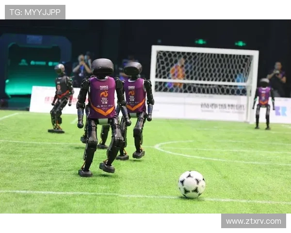 武汉足球队与杭州足球队赛后复盘分析两队配合的关键因素与战术调整