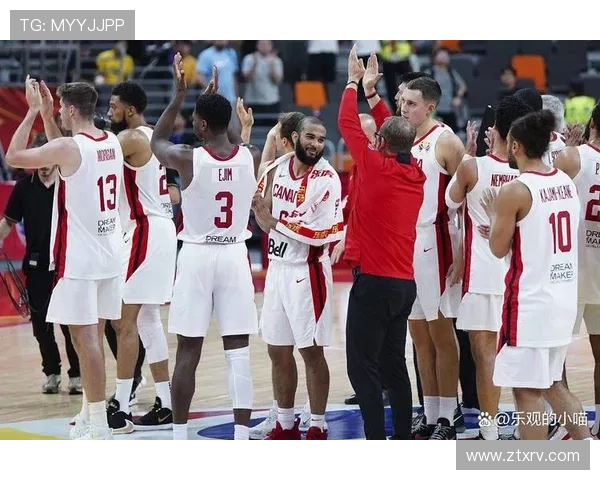 快船队与掘金激战正酣NBA季后赛精彩对决引发球迷热议 快船队与掘金激战正酣NBA季后赛精彩对决引发球迷热议