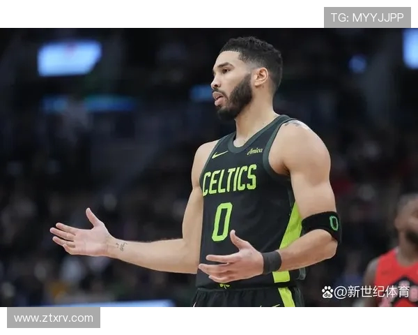 杰森塔图姆如何在NBA赛场上展现全能球员的风采与潜力 杰森塔图姆如何在NBA赛场上展现全能球员的风采与潜力