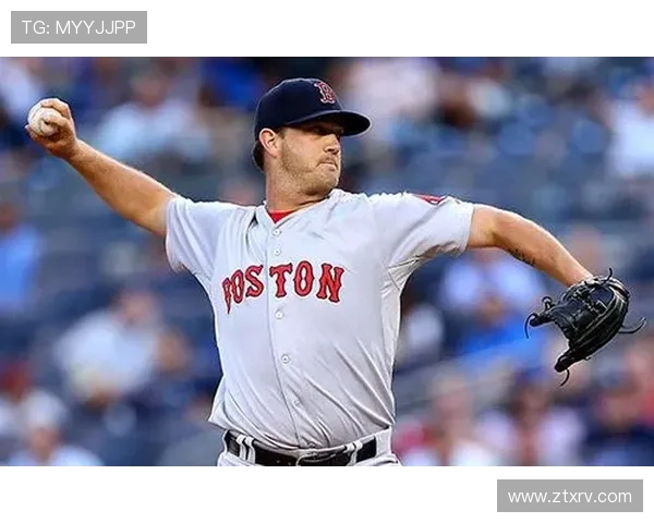 草蜢与卢加诺激战正酣谁能在这场较量中笑到最后 草蜢与卢加诺激战正酣谁能在这场较量中笑到最后