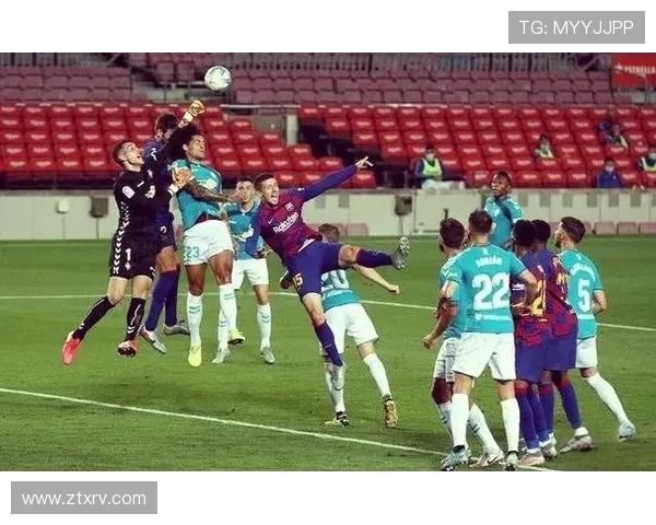 那不勒斯与巴萨激战在即球迷期待精彩对决与历史交锋