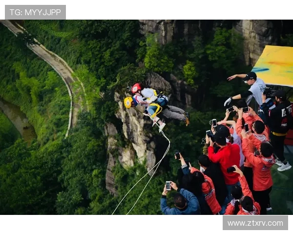 重庆极限运动队在世界街舞大赛中的个人能力表现精彩点评与分析