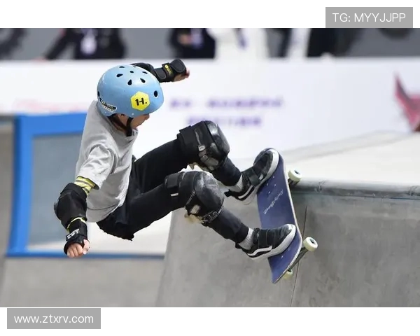 广州滑板队在世界滑板锦标赛中的灵活性表现引发热议与关注